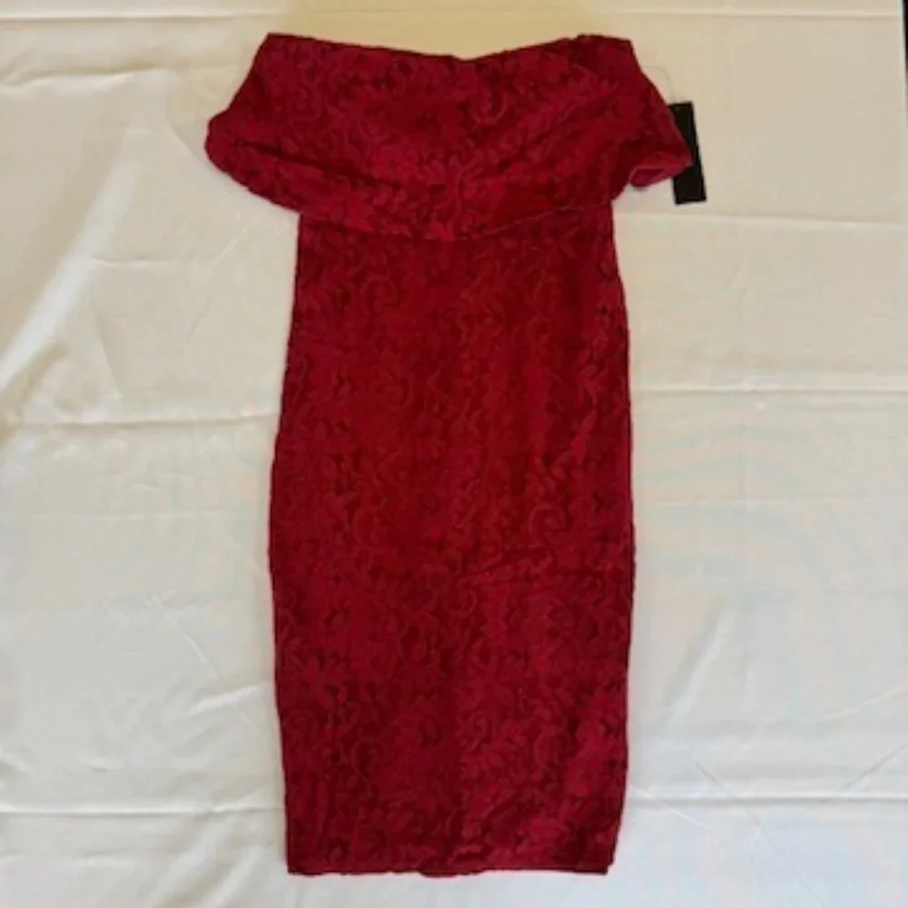 Lulus Let's Go Out Tonight Wine Red Lace Strapless Bodycon Midi Dress Size XS